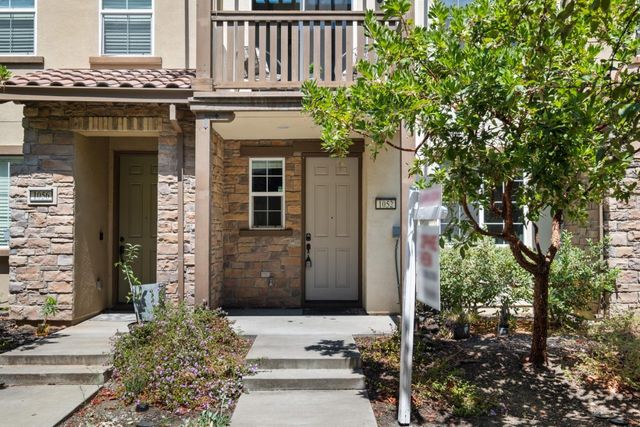 1052 Chamomile Walkway, San Jose, CA 95133