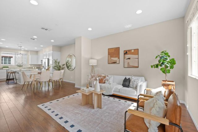 1052 Chamomile Walkway, San Jose, CA 95133