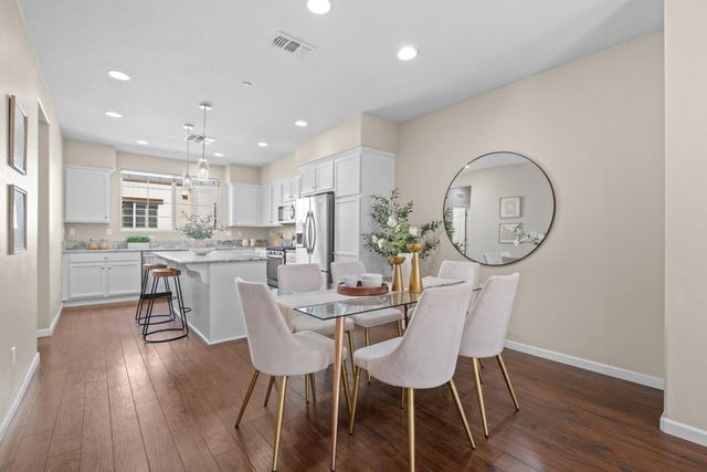 1052 Chamomile Walkway, San Jose, CA 95133