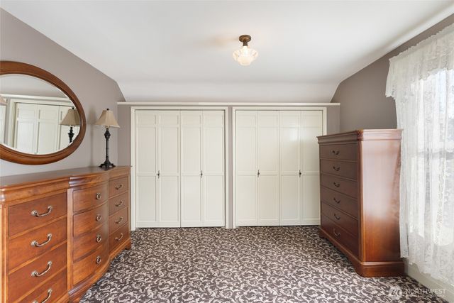 303 7th Street, Anacortes, WA 98221