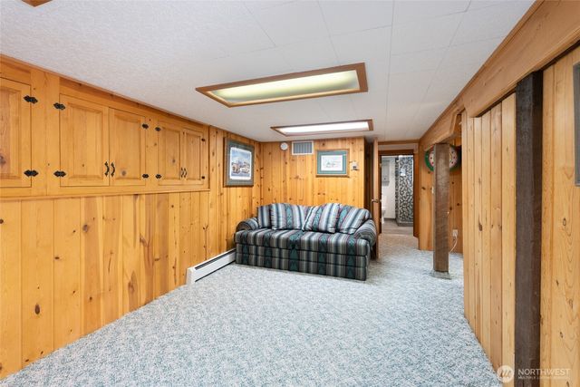 303 7th Street, Anacortes, WA 98221