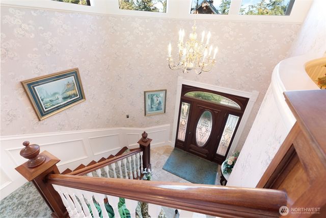 303 7th Street, Anacortes, WA 98221