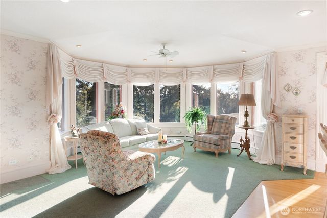 303 7th Street, Anacortes, WA 98221
