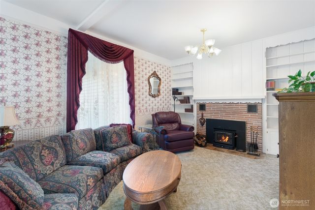 303 7th Street, Anacortes, WA 98221
