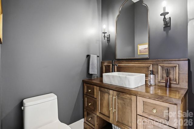 127 Berry Mountain Road, Cramerton, NC 28032