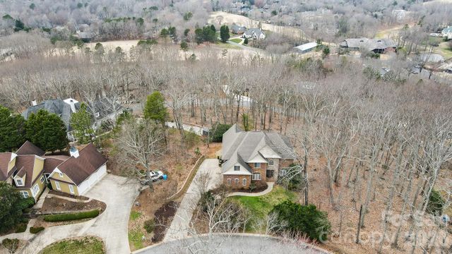 127 Berry Mountain Road, Cramerton, NC 28032
