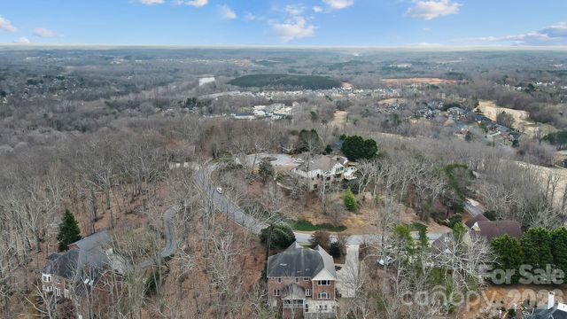127 Berry Mountain Road, Cramerton, NC 28032