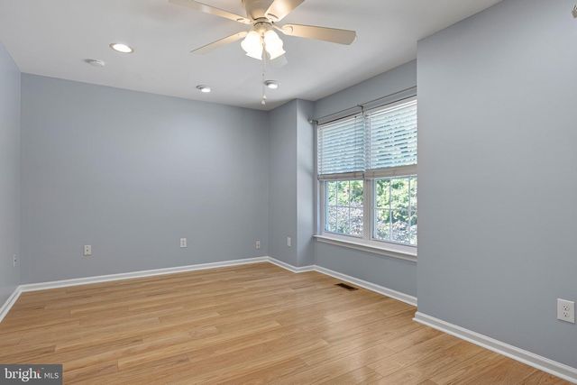 26 DOVETREE DR, Newark, DE 19713