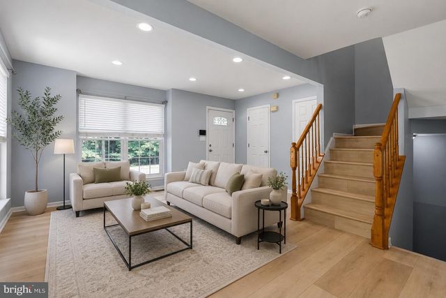 26 DOVETREE DR, Newark, DE 19713