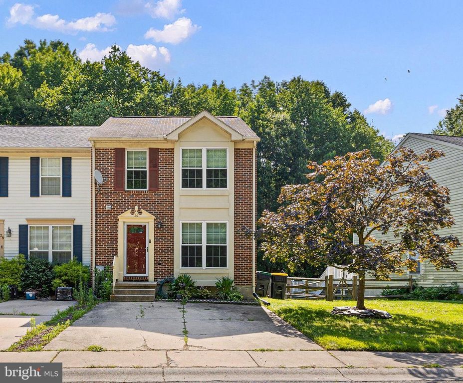 26 DOVETREE DR, Newark, DE 19713