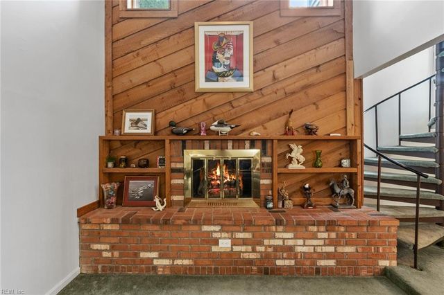 5104 Earlston LN, Virginia Beach, VA 23464