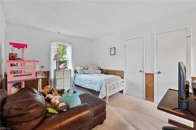5104 Earlston LN, Virginia Beach, VA 23464