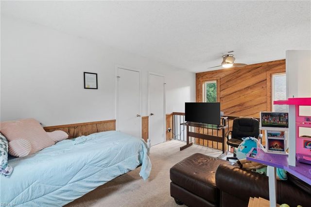 5104 Earlston LN, Virginia Beach, VA 23464