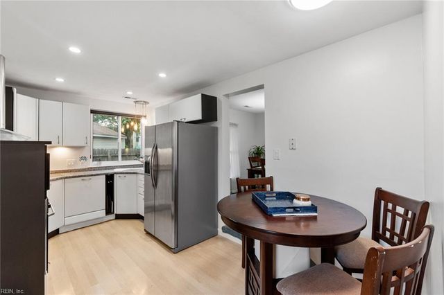 5104 Earlston LN, Virginia Beach, VA 23464
