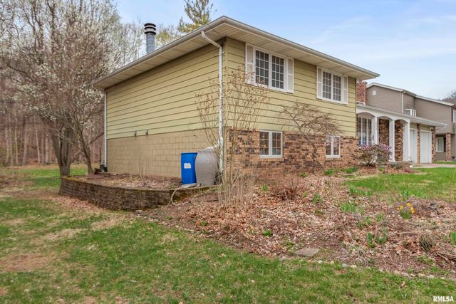 834 E FAIRVIEW Street, Peoria, IL 61615