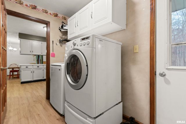 834 E FAIRVIEW Street, Peoria, IL 61615