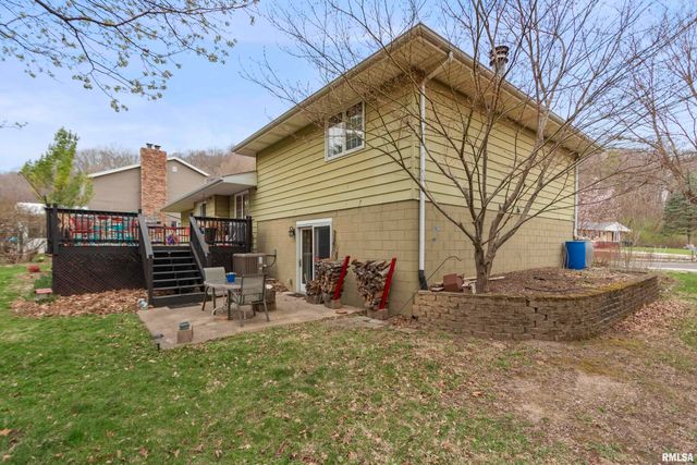 834 E FAIRVIEW Street, Peoria, IL 61615