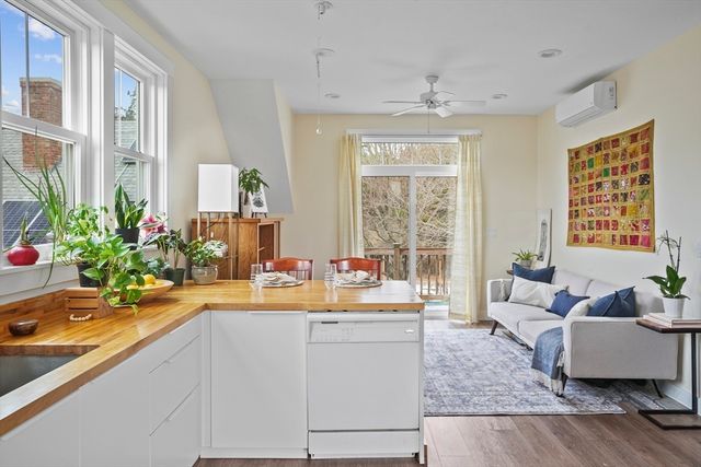 44 Plantingfield Way, Edgartown, MA 02539