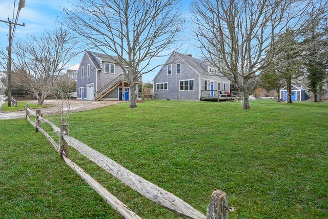 44 Plantingfield Way, Edgartown, MA 02539