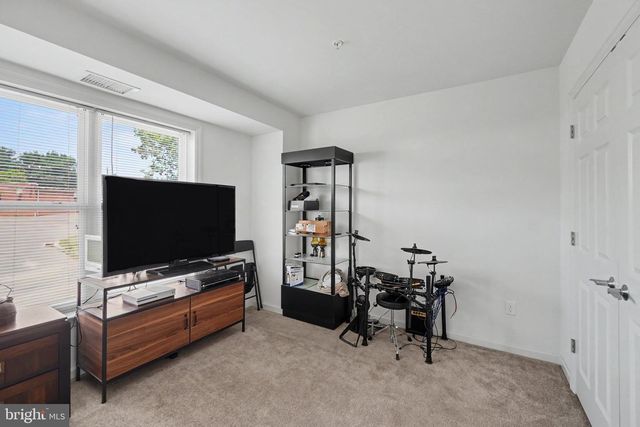 86 CHESAPEAKE ST, Lancaster, PA 17602