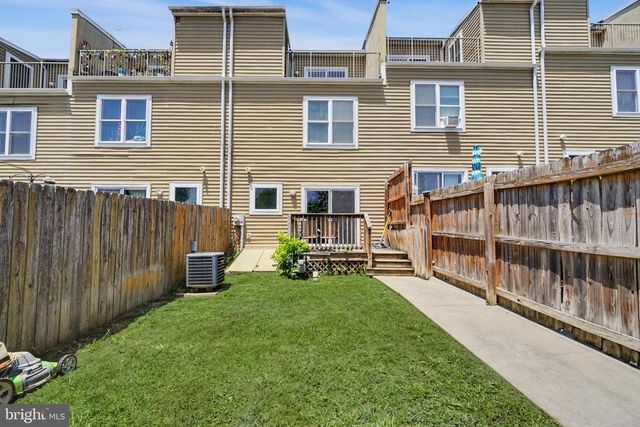 86 CHESAPEAKE ST, Lancaster, PA 17602