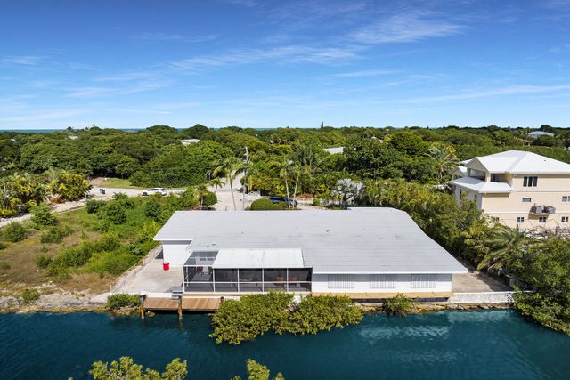 7501 Gulfstream Boulevard, Marathon, FL 33050