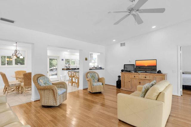 7501 Gulfstream Boulevard, Marathon, FL 33050