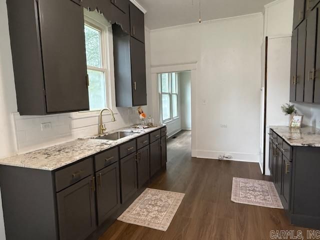 400 NE 1st Street, England, AR 72046