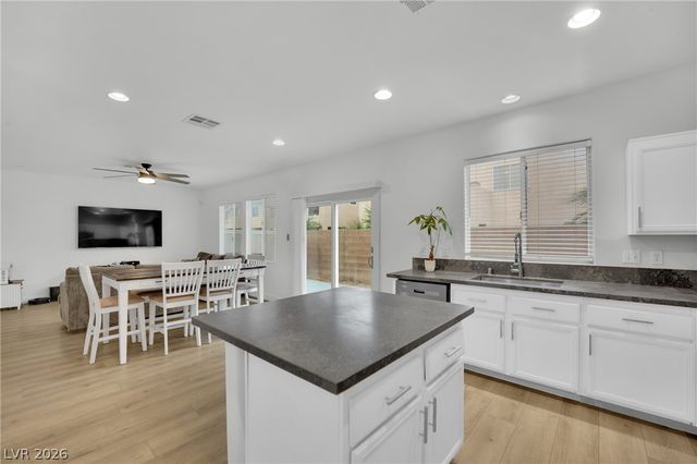 4063 Blue Wildrye Street, Las Vegas, NV 89122
