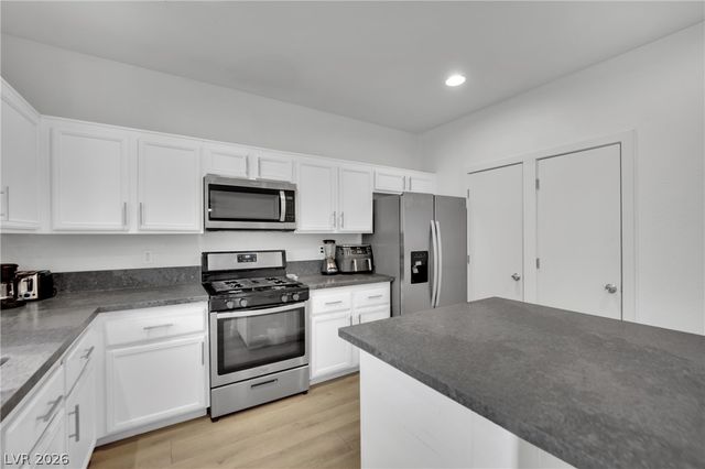 4063 Blue Wildrye Street, Las Vegas, NV 89122