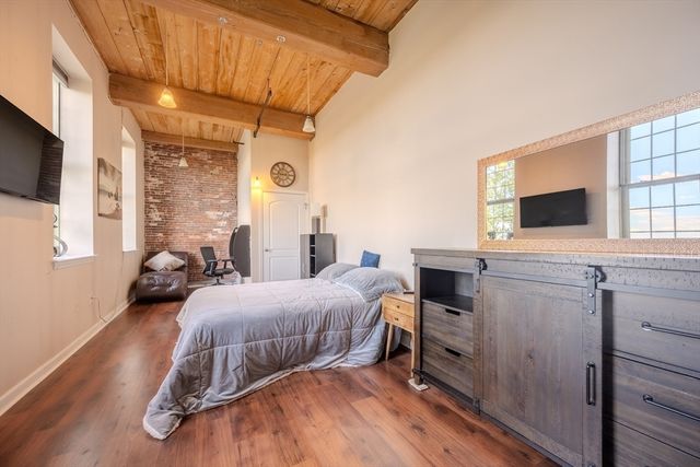 52 Lawrence Dr M408, Lowell, MA 01854