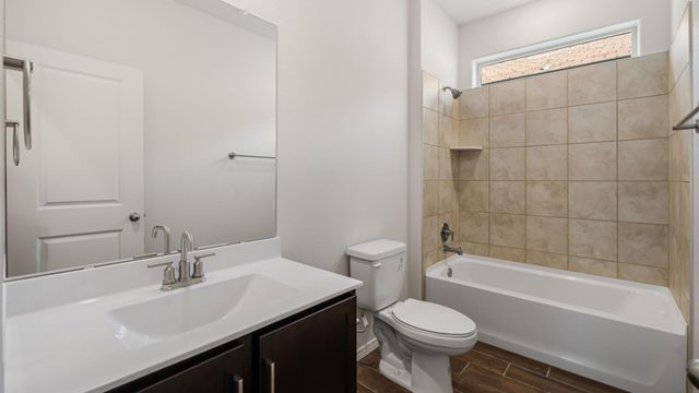 1461 Calle Oeste NW, Los Lunas, NM 87031