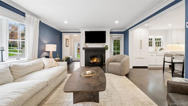 305 Nassau Avenue, Manhasset, NY 11030