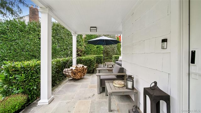 305 Nassau Avenue, Manhasset, NY 11030