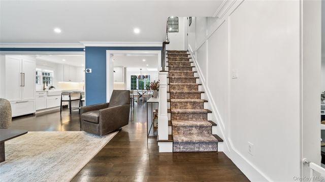 305 Nassau Avenue, Manhasset, NY 11030