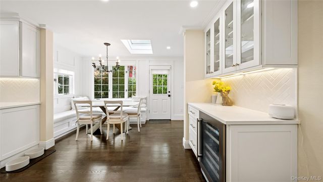 305 Nassau Avenue, Manhasset, NY 11030