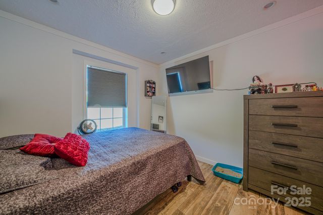 70 Cascades Drive S, Nebo, NC 28761