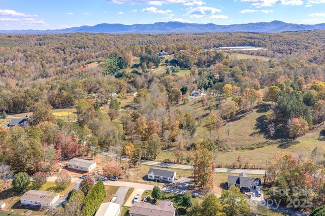 70 Cascades Drive S, Nebo, NC 28761