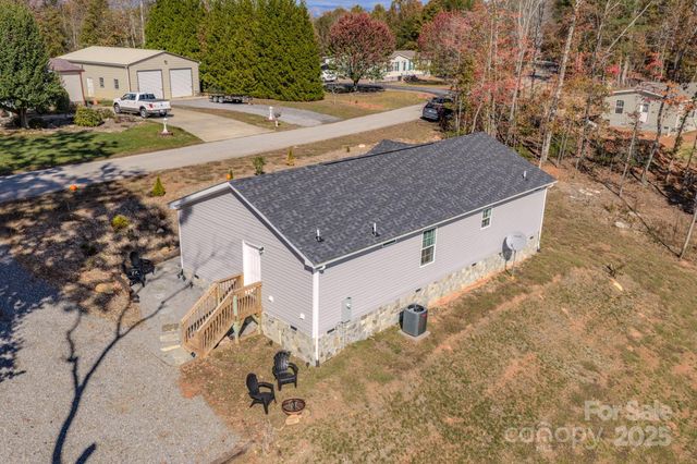 70 Cascades Drive S, Nebo, NC 28761