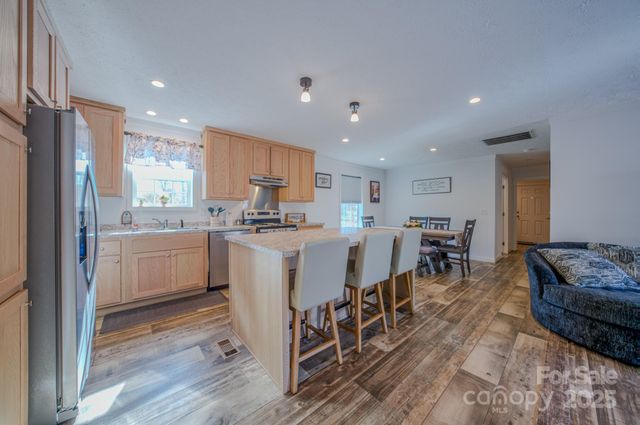 70 Cascades Drive S, Nebo, NC 28761