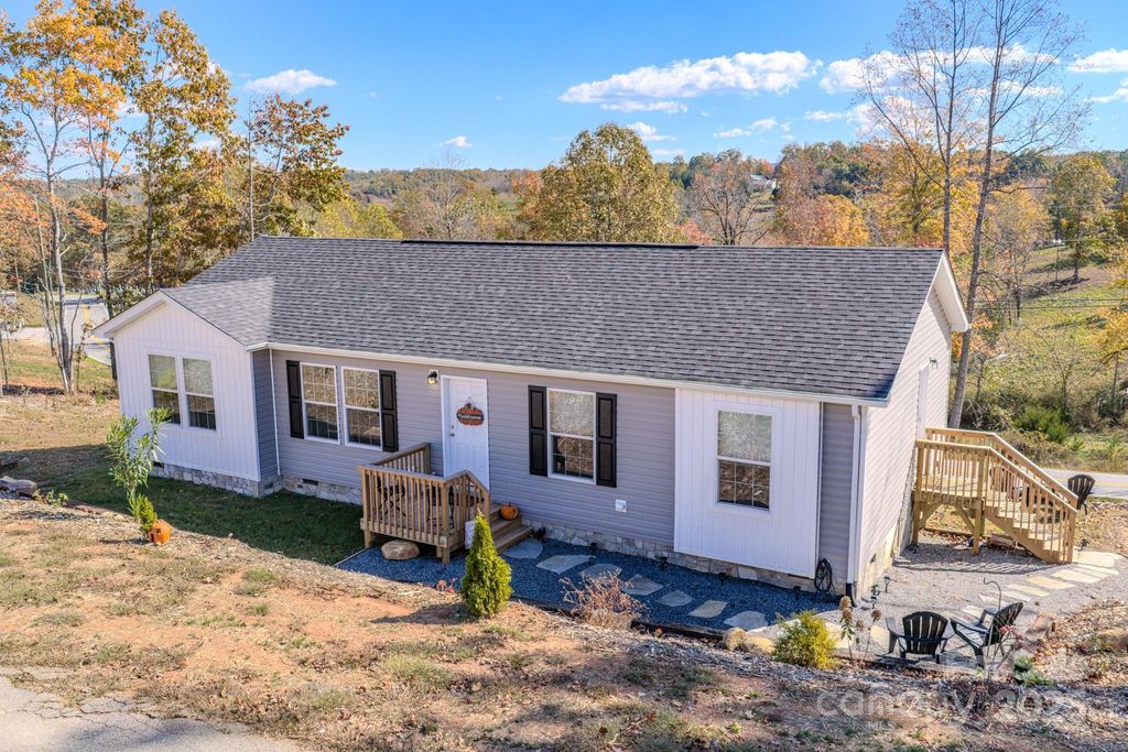 70 Cascades Drive S, Nebo, NC 28761