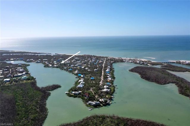 2499 Harbour LN, Sanibel, FL 33957