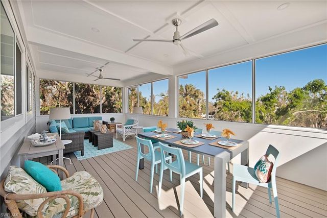 2499 Harbour LN, Sanibel, FL 33957