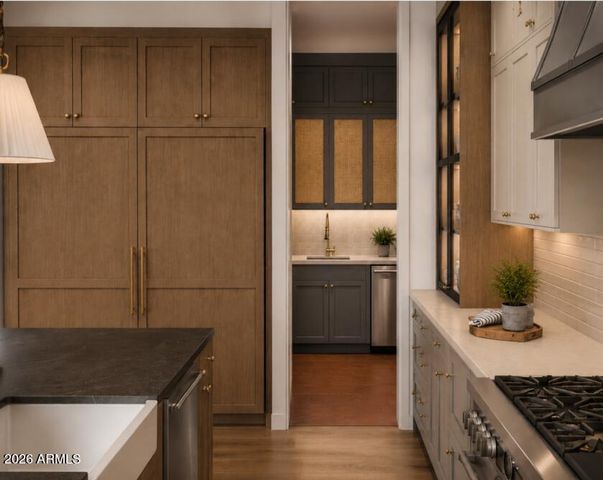 3921 E CAMPBELL Avenue, Phoenix, AZ 85018
