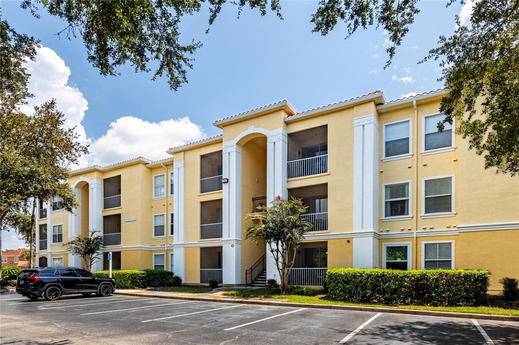 1275 LAKE SHADOW CIRCLE 13107, Maitland, FL 32751