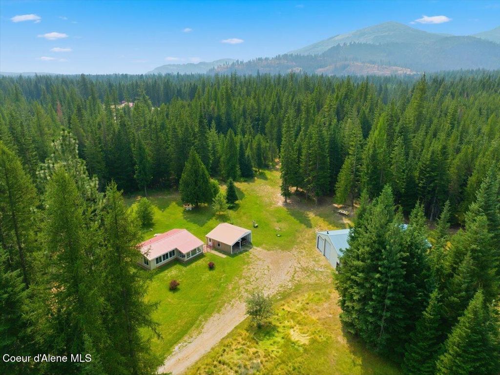 7618 W Emporia Ln, Rathdrum, ID 83858 photo 2