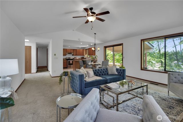14006 SE 158th Street, Renton, WA 98058