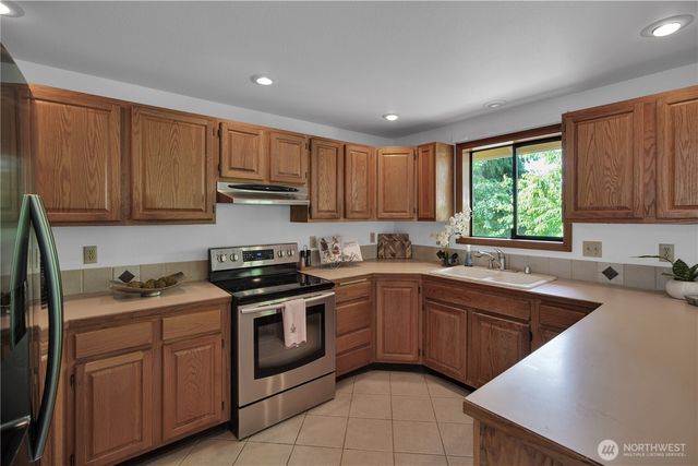 14006 SE 158th Street, Renton, WA 98058
