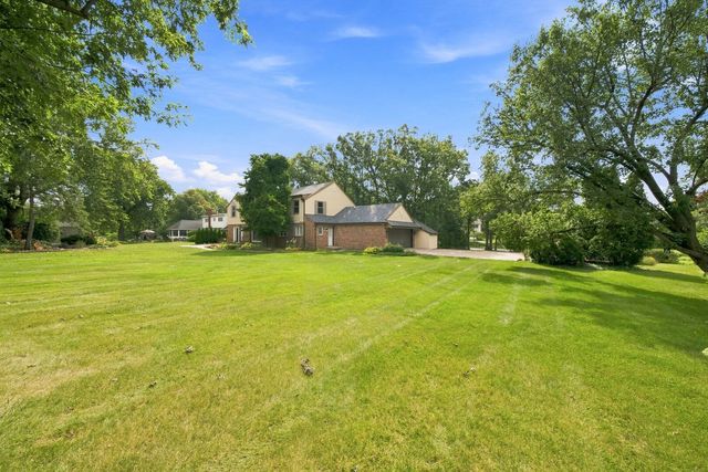 11 Old Timber Lane, Palos Park, IL 60464