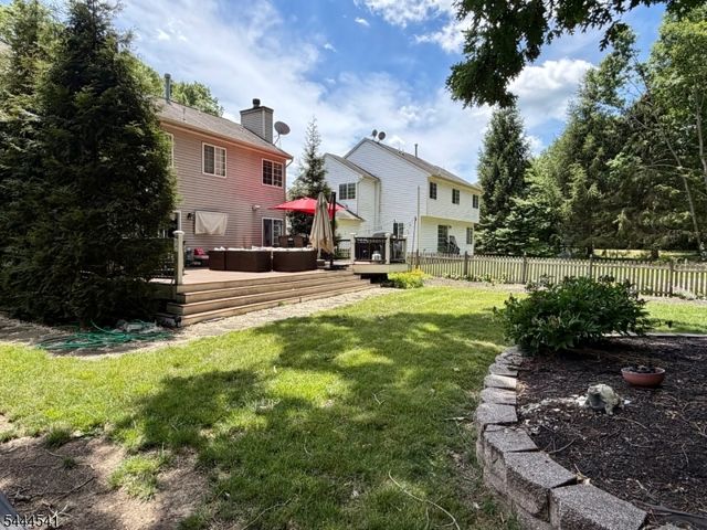 20 Winding Brook Ln, Jefferson Twp., NJ 07438